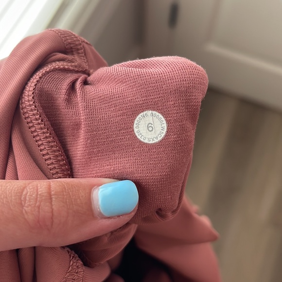 Lululemon Wunder Under Leggings 25 inch length Women's Size 6 - Picture 4 of 4